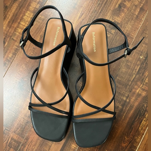 NWT! Reformation Zolanda Platform Strappy Sandals, Size 9 - Picture 7 of 10